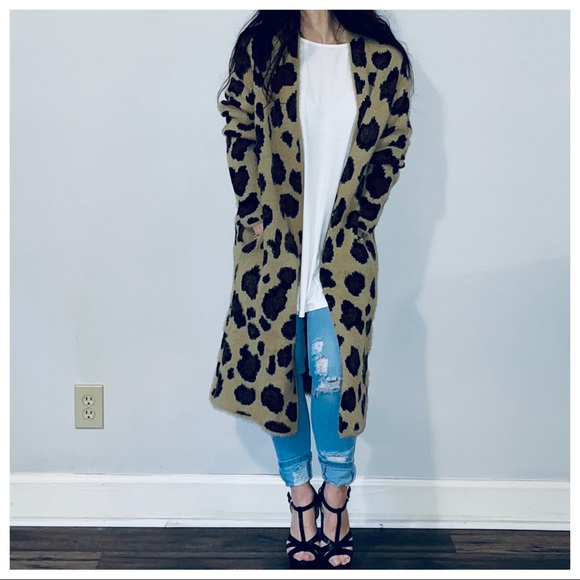 Chic sweater knit animal print soft long cardigan - Picture 2 of 6